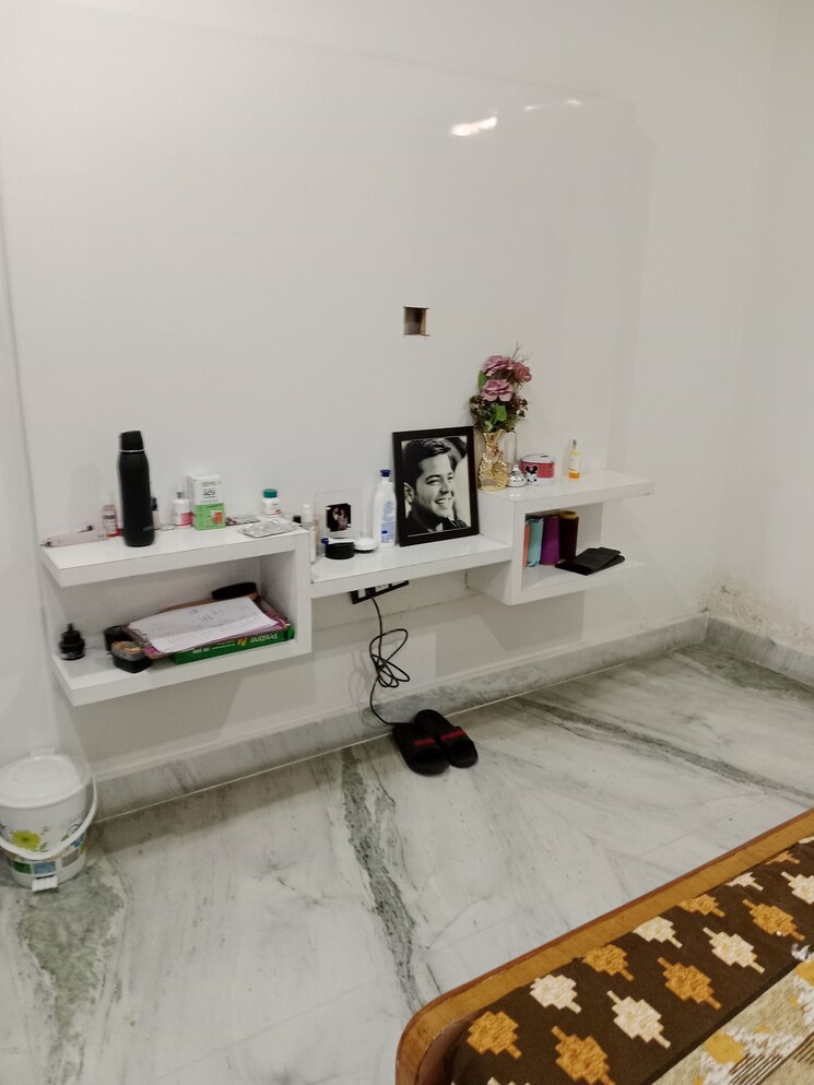 Room, sector 18 3 Bedroom 1917 Sq.Ft. Builder Floor In Sector 18 Panipat 9463186