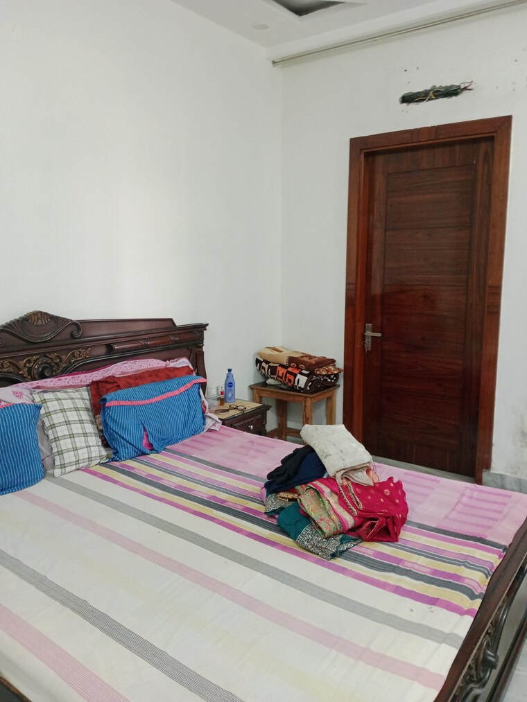 Bedroom, sector 18 3 Bedroom 1917 Sq.Ft. Builder Floor In Sector 18 Panipat 9463186