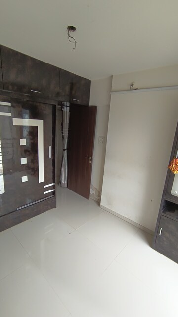Room in 2 BHK Apartment at Gurukrupa Guru Atman, Kalyan West – for Rent