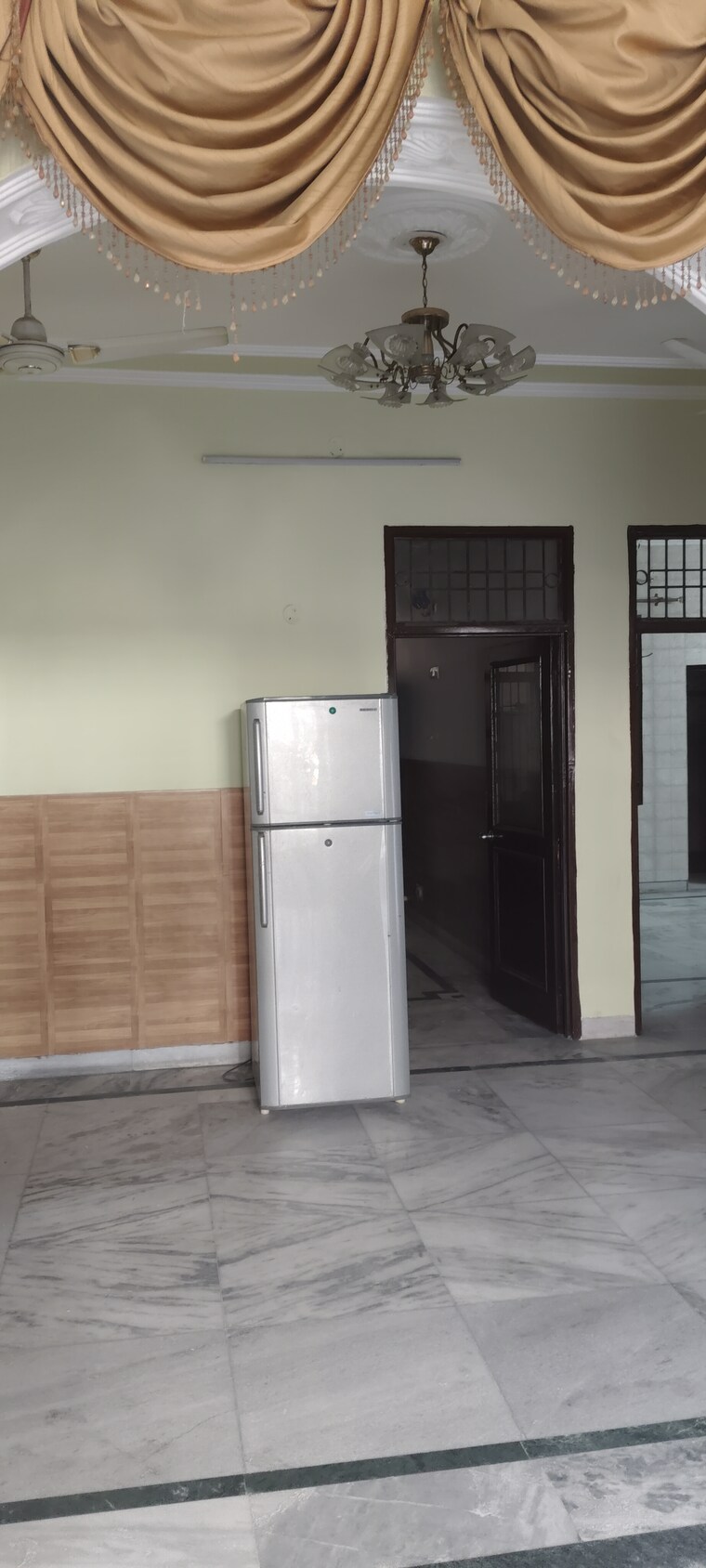 Room, lohgarh 5 Bedroom 4500 Sq.Ft. Independent House In Lohgarh Zirakpur 9463188