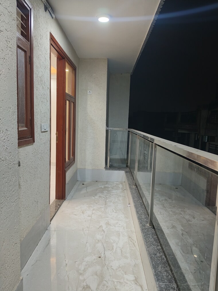 Balcony, panchsheel vihar 4 Bedroom 1350 Sq.Ft. Apartment In Panchsheel Vihar Delhi 9463245