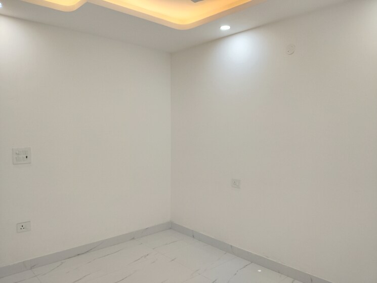 Room, panchsheel vihar 4 Bedroom 1350 Sq.Ft. Apartment In Panchsheel Vihar Delhi 9463245