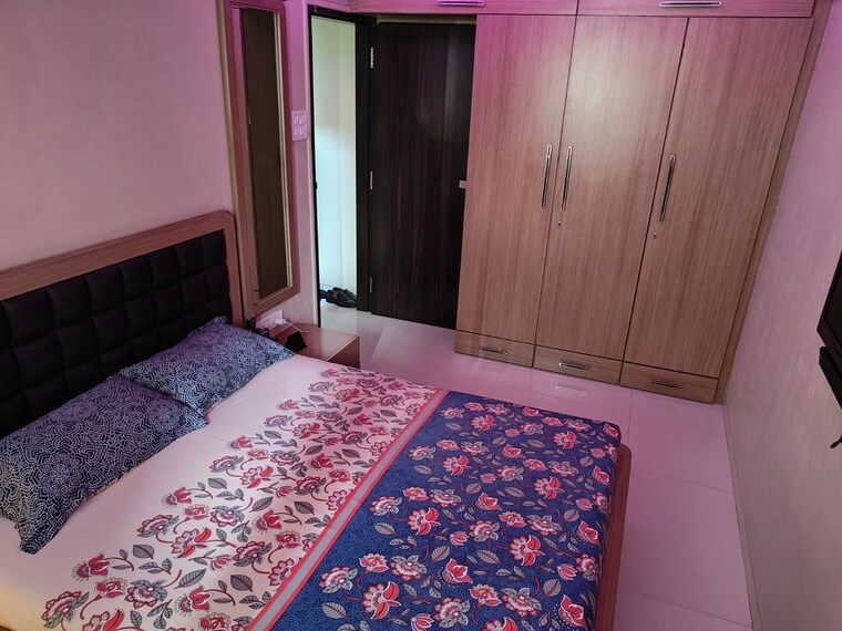 Bedroom, bandra west 2 Bedroom 700 Sq.Ft. Apartment In Bandra West Mumbai 9463252