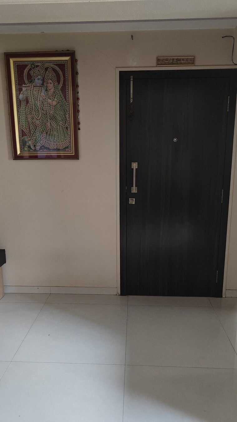 Room, bandra west 2 Bedroom 700 Sq.Ft. Apartment In Bandra West Mumbai 9463252