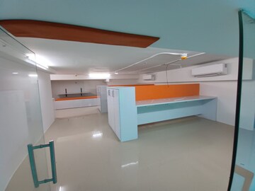  Office Space For Rent in Parinee I, Andheri West