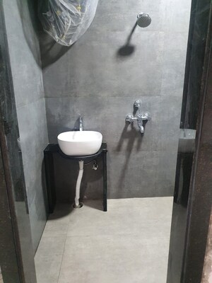 Bathroom in 3 BHK Apartment at Pachpedi Naka – for Rent