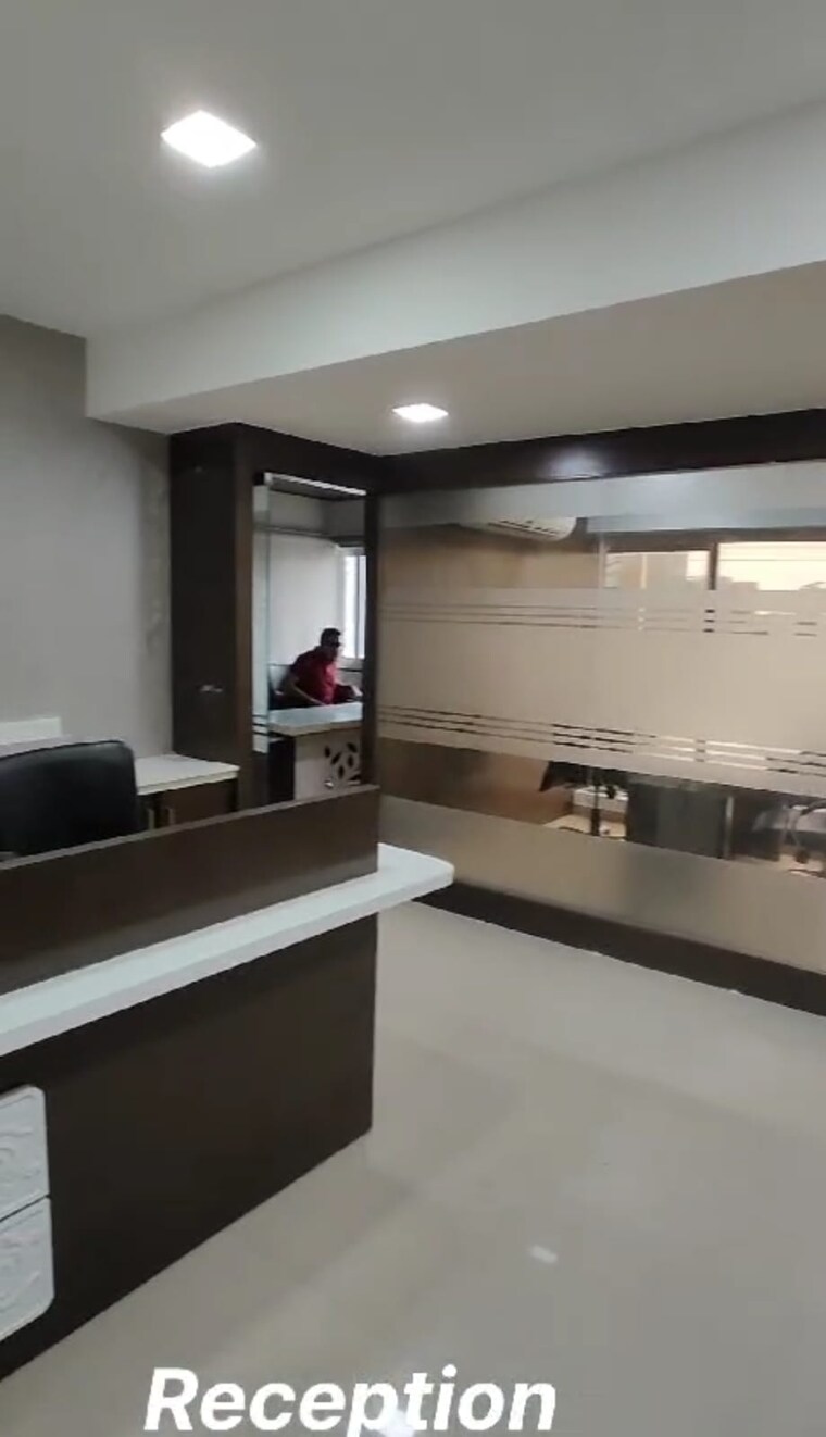 Team Area, shivalik-shilp Commercial Office Space 1650 Sq.Ft. In Sanidhya Ahmedabad 9463299