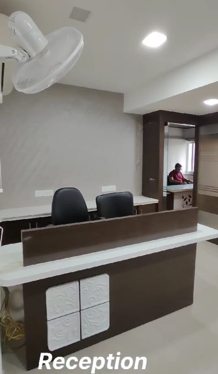 Team Area, shivalik-shilp Commercial Office Space 1650 Sq.Ft. In Sanidhya Ahmedabad 9463299