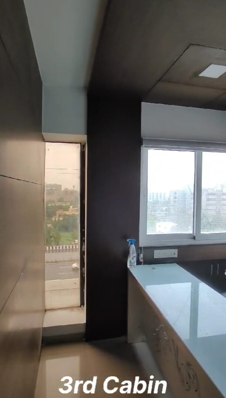 Team Area, shivalik-shilp Commercial Office Space 1650 Sq.Ft. In Sanidhya Ahmedabad 9463299