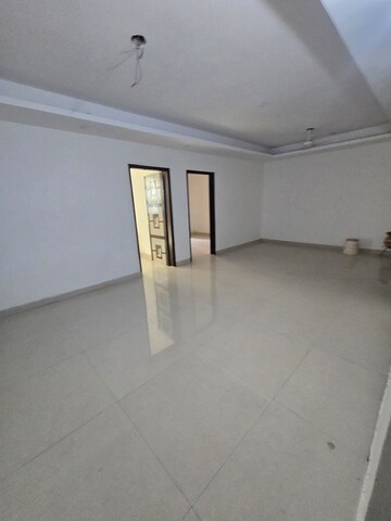 Staircase in 3 BHK Builder Floor at Mandi – for Rent