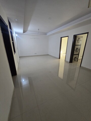 Furnished Amenities in 3 BHK Builder Floor at Mandi – for Rent