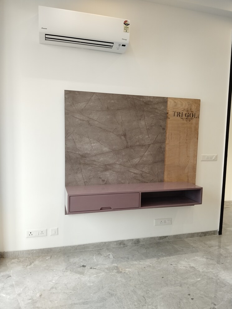 Room, saket 3 Bedroom 1850 Sq.Ft. Apartment In Saket Delhi 9463331