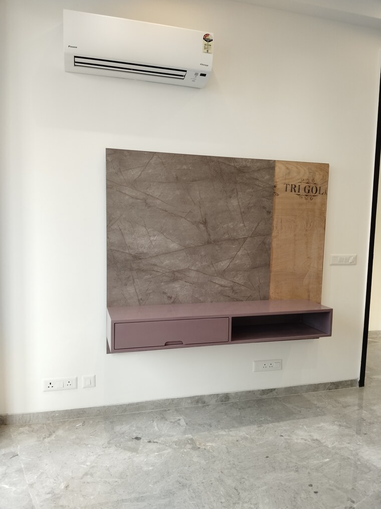 Room, saket 3 Bedroom 1850 Sq.Ft. Apartment In Saket Delhi 9463331