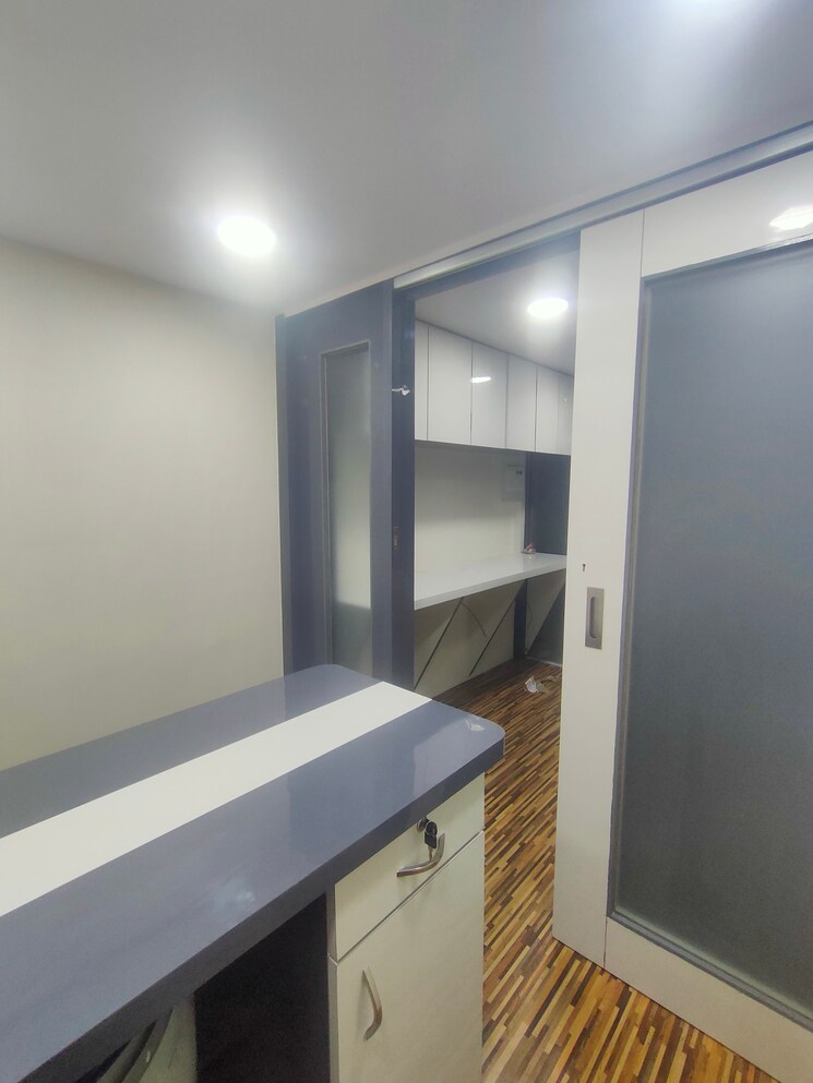 Kitchen, haware-centurion-mall Commercial Office Space 200 Sq.Ft. In Nerul Sector 19a Navi Mumbai 9463362