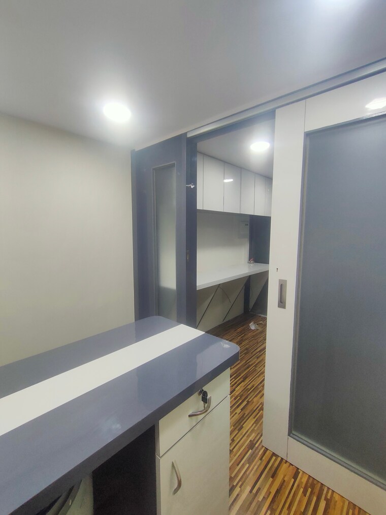 Kitchen, haware-centurion-mall Commercial Office Space 200 Sq.Ft. In Nerul Sector 19a Navi Mumbai 9463362