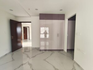 Room in 4 BHK Apartment at DSR The Classe, Narsingi – for Rent