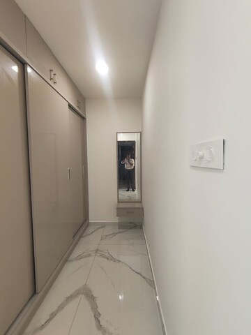 Room in 4 BHK Apartment at DSR The Classe, Narsingi – for Rent