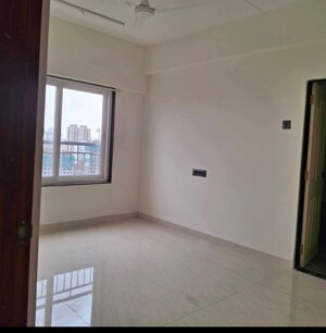 Room in 2 BHK Apartment at Samarth Complex Goregaon , Goregaon West – for Rent