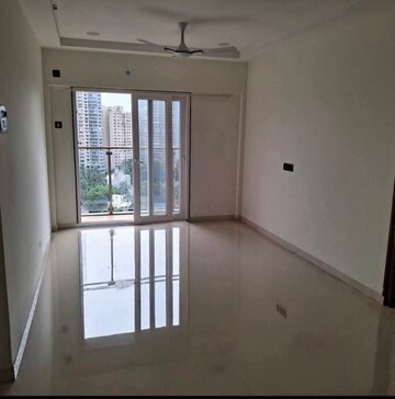 Room in 2 BHK Apartment at Samarth Complex Goregaon , Goregaon West – for Rent
