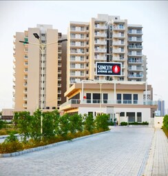 2 BHK + Pooja Room Apartment For Sale in Suncity Avenue 102