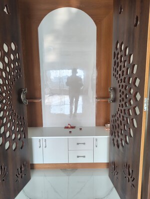 Room in 4 BHK Apartment at DSR The Classe, Narsingi – for Rent