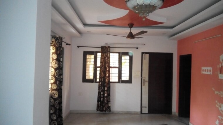 Other, rohini sector 14 3 Bedroom 1400 Sq.Ft. Apartment In Rohini Sector 14 Delhi 9463392