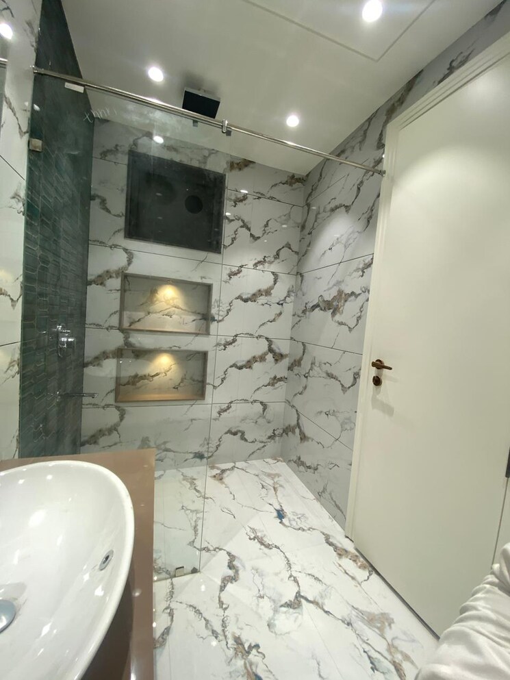 Bathroom, bptp-parkland-pride 3 Bedroom 190 Sq.Yd. Builder Floor In Sector 77 Faridabad 9463389