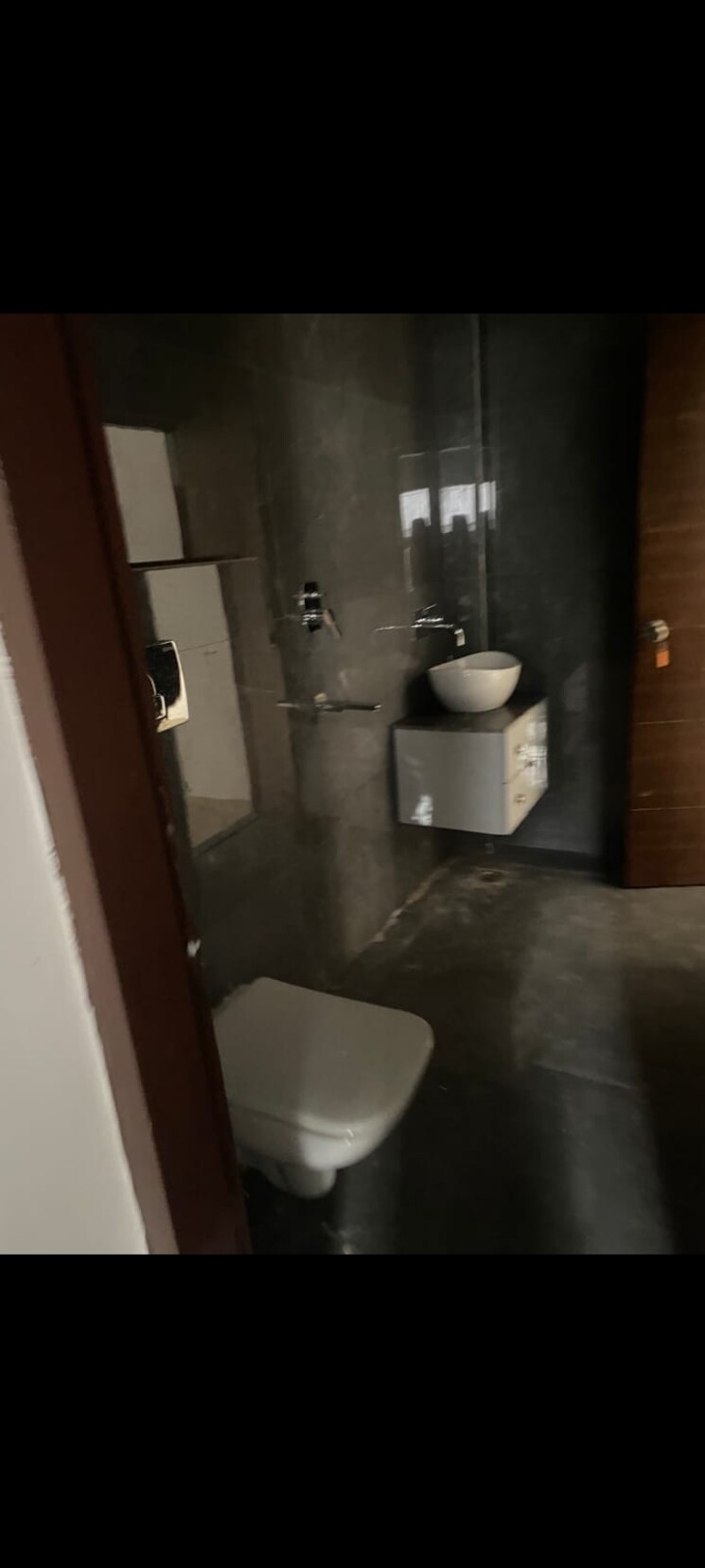 Bathroom, dhillon-burj-one 3 Bedroom 1800 Sq.Ft. Apartment In Lohgarh Zirakpur 9463405