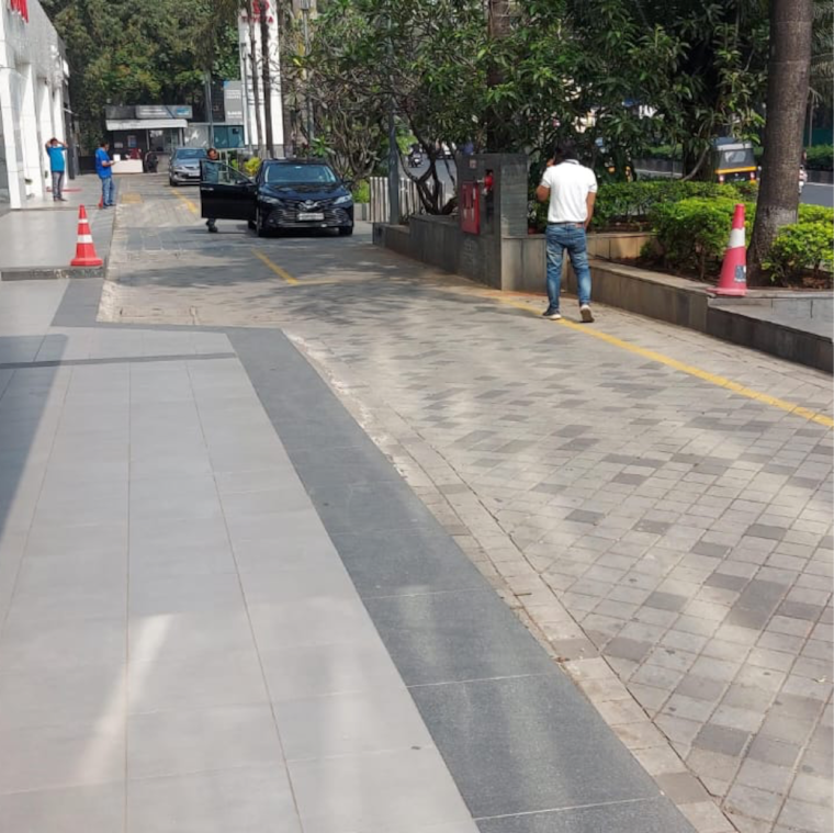  Parking, icc-tech-park Commercial Shop 450 Sq.Ft. In Senapati Bapat Road Pune 9463408