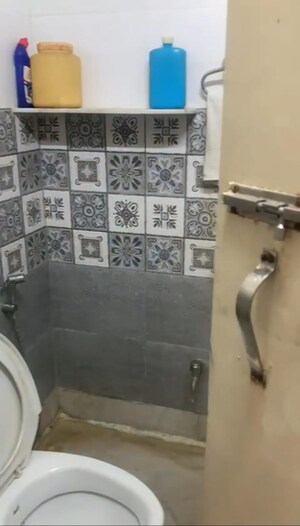 Bathroom in 2 BHK Apartment at Ballygunge – for Rent