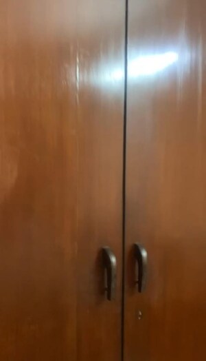 Room in 2 BHK Apartment at Ballygunge – for Rent