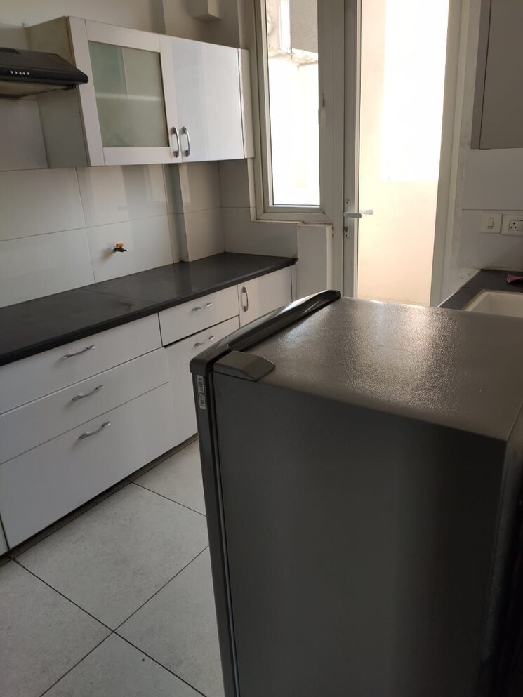 Kitchen, motiaz-royal-citi 3 Bedroom 1850 Sq.Ft. Apartment In Ambala Highway Zirakpur 9463423