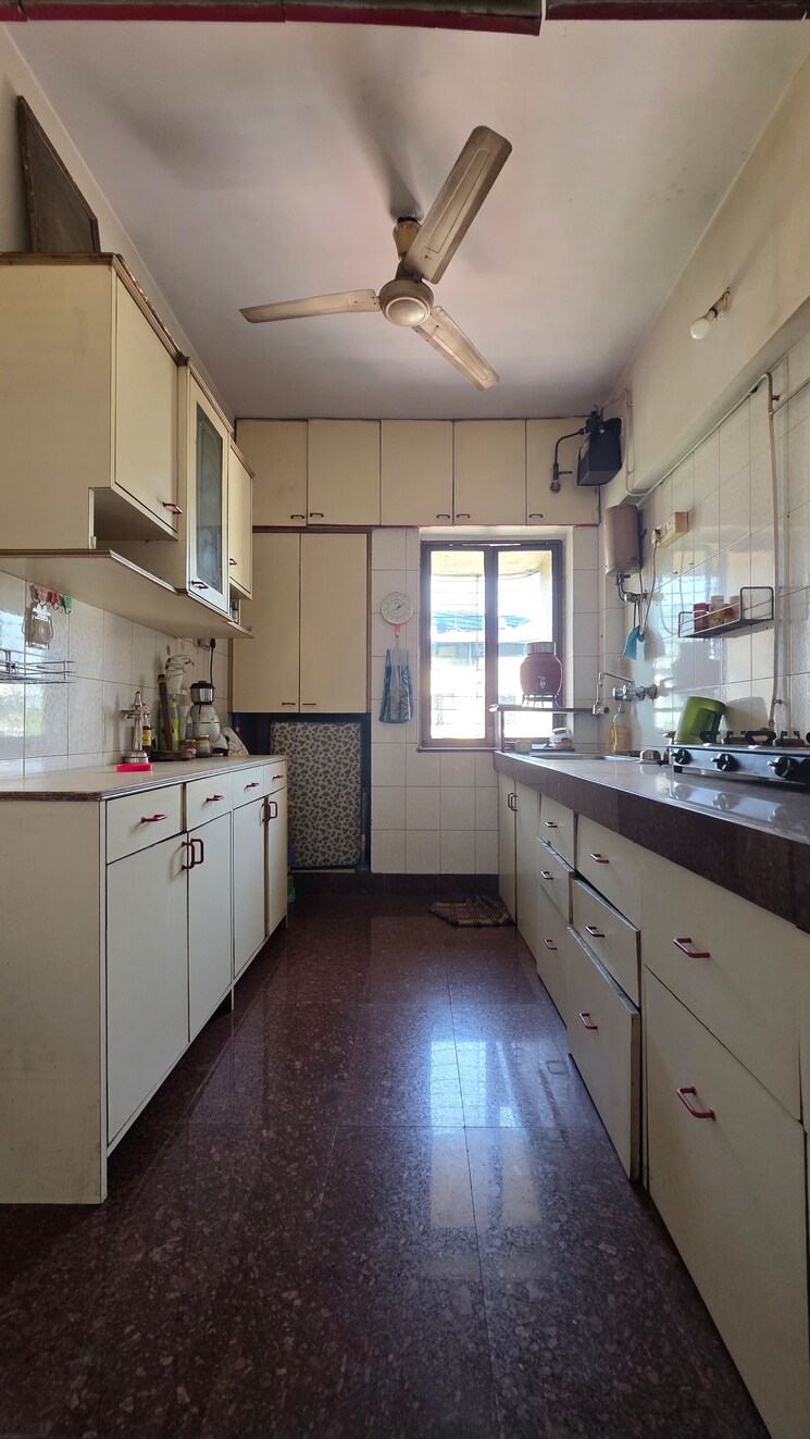 Kitchen, triveni-vasant-vihar-chs 2 Bedroom 850 Sq.Ft. Apartment In Vasant Vihar Thane 9463438