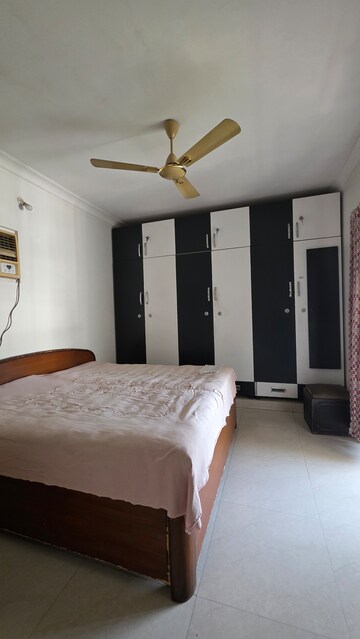 Furnished Amenities in 2 BHK Apartment at Triveni Vasant Vihar CHS, Vasant Vihar – for Sale