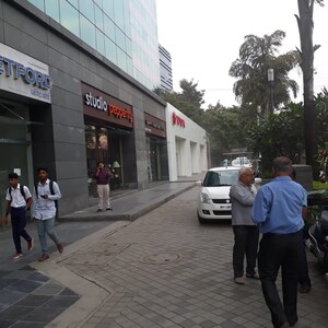 Parking in  Showroom at 45 Baner Street, Baner Bypass Highway – for Sale