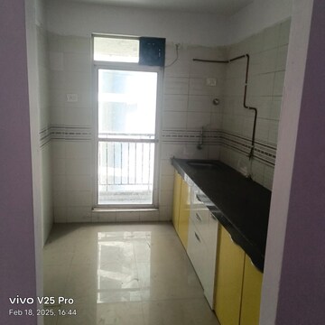 Building Lobby in 3 BHK Apartment at Tanvi Eminence Phase II, Mira Road – for Rent