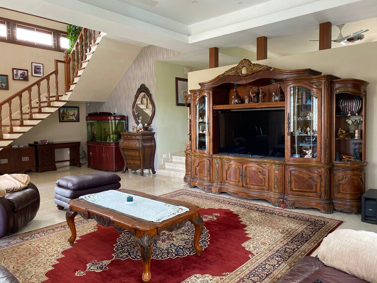 Living Room, injambakkam 5 Bedroom 10000 Sq.Ft. Independent House In Injambakkam Chennai 9463456