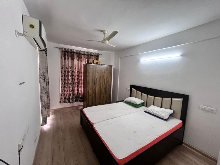 Bedroom, sushma-joynest-zrk 3 Bedroom 1800 Sq.Ft. Apartment In Ghazipur Zirakpur 9463455