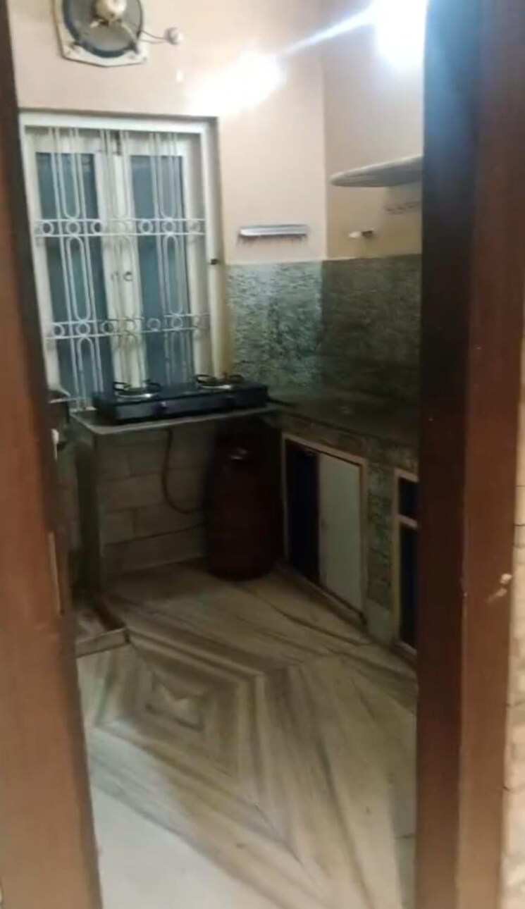 Bathroom, ballygunge 2 Bedroom 1100 Sq.Ft. Apartment In Ballygunge Kolkata 9463459