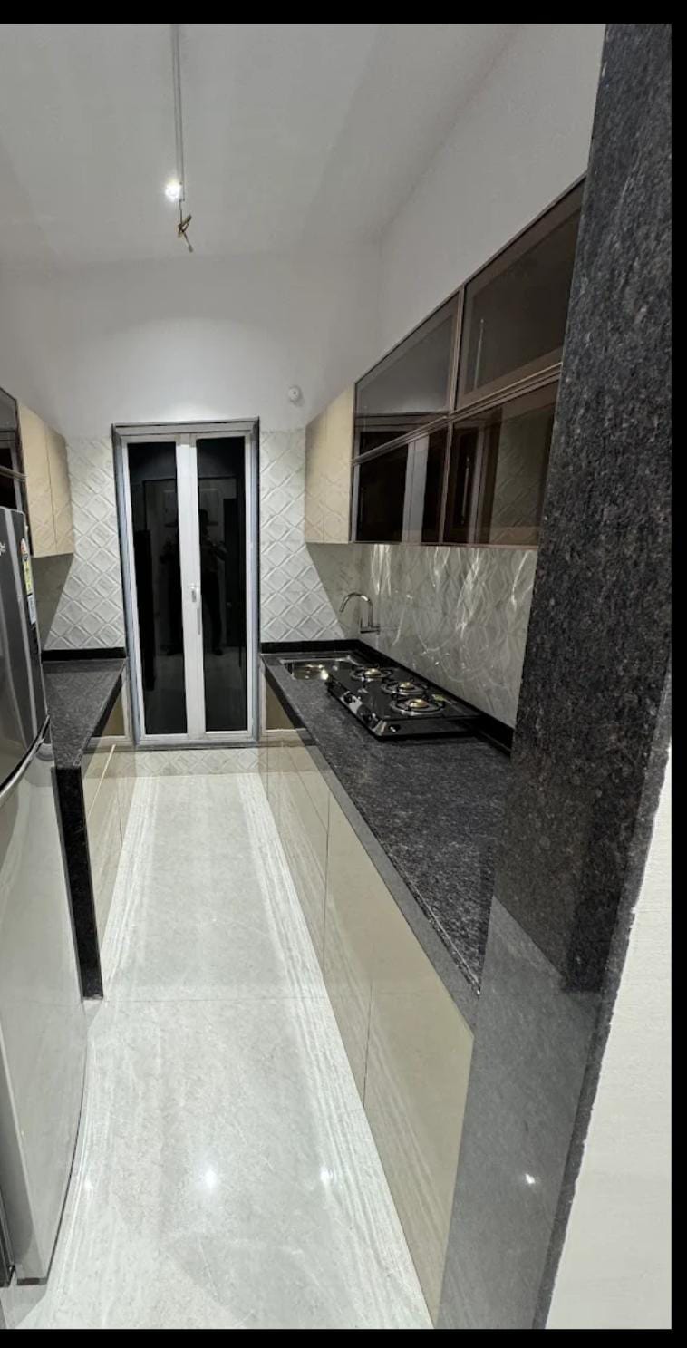 2 BHK + Pooja Room Apartment For Sale in Shreeji Solitaire Kandivali