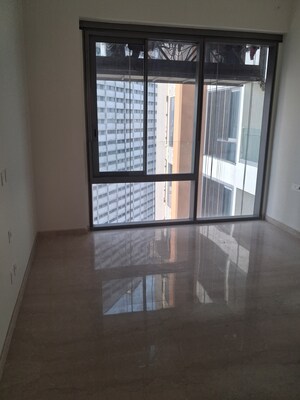 Room in 2.5 BHK Apartment at Piramal Mahalaxmi, Mahalaxmi – for Rent