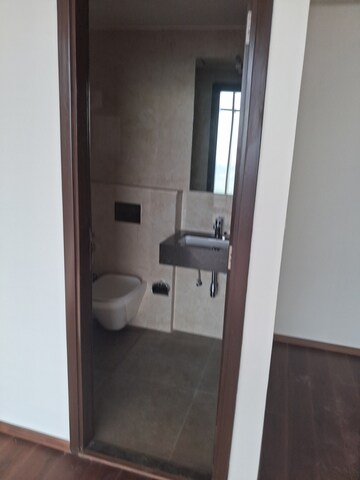 Furnished Amenities in 2.5 BHK Apartment at Piramal Mahalaxmi, Mahalaxmi – for Rent