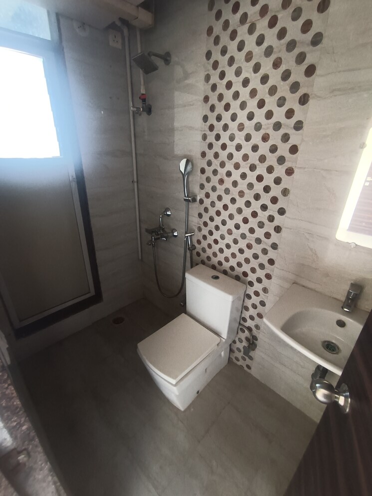 Bathroom, ajmera-new-era 1 Bedroom 460 Sq.Ft. Apartment In Kalyan West Thane 9463531