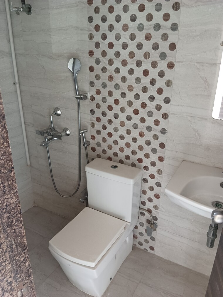 Bathroom, ajmera-new-era 1 Bedroom 460 Sq.Ft. Apartment In Kalyan West Thane 9463531