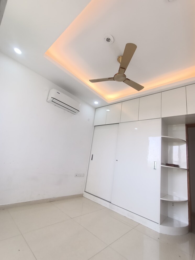 Room, omaxe-lake 3 Bedroom 1580 Sq.Ft. Apartment In North Mullanpur Chandigarh 9463519