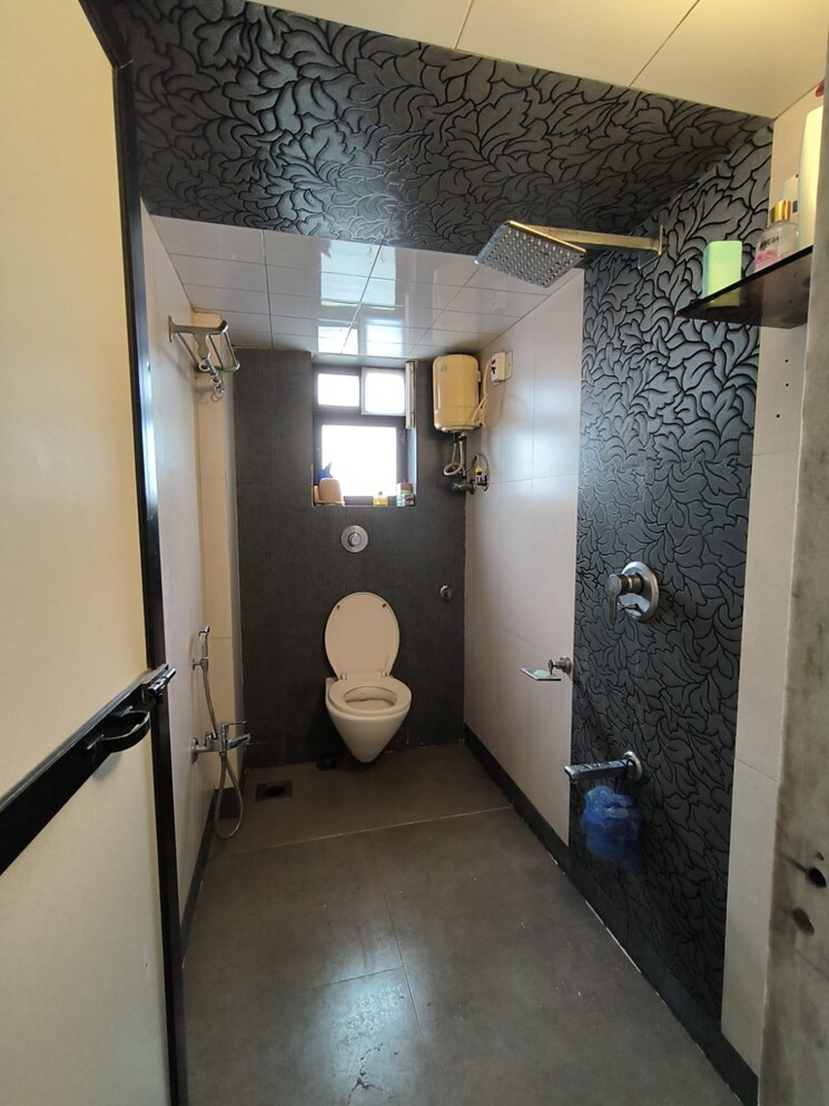 Bathroom, prithvi-palace 2 Bedroom 850 Sq.Ft. Apartment In Dahisar West Mumbai 9463521