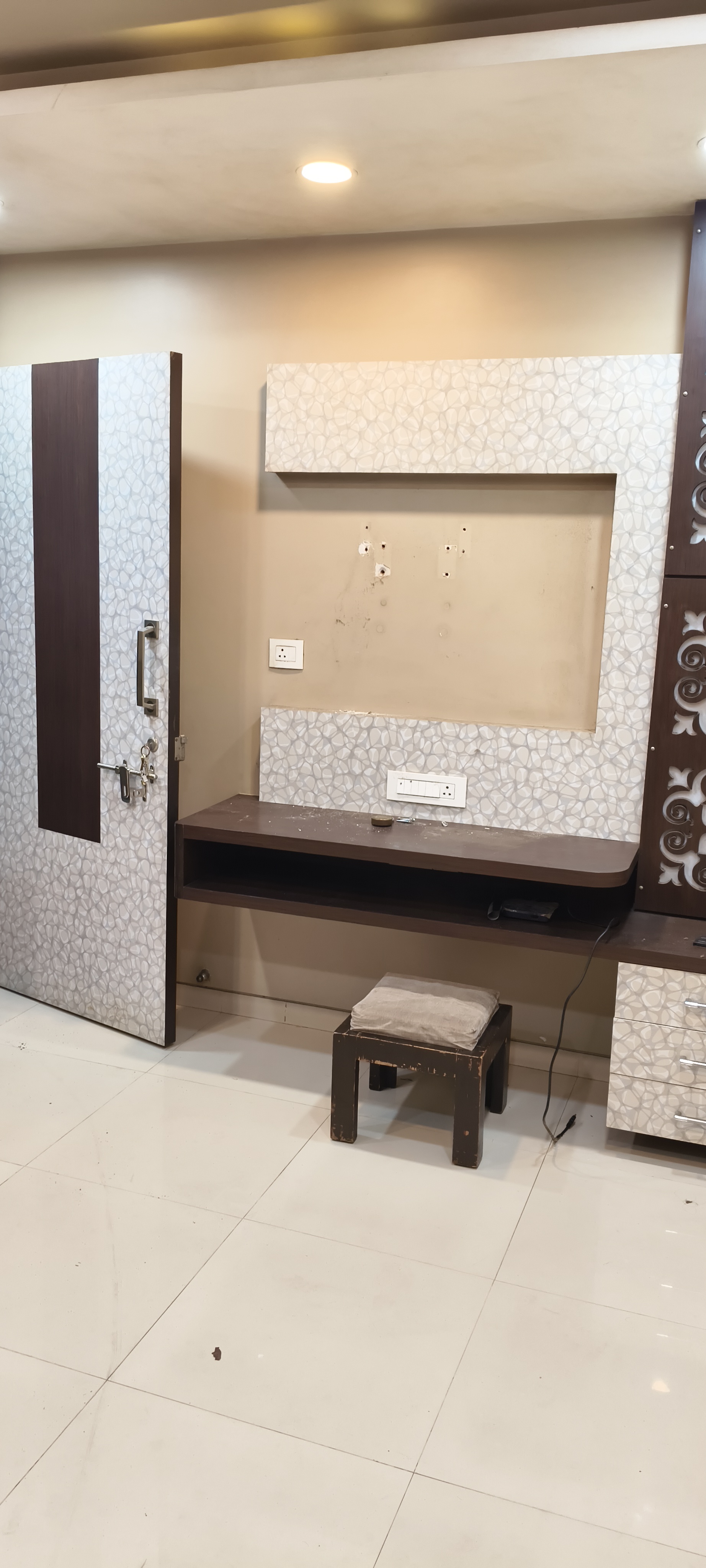 1 BHK + Pooja Room Apartment For Rent in Sai Krupa