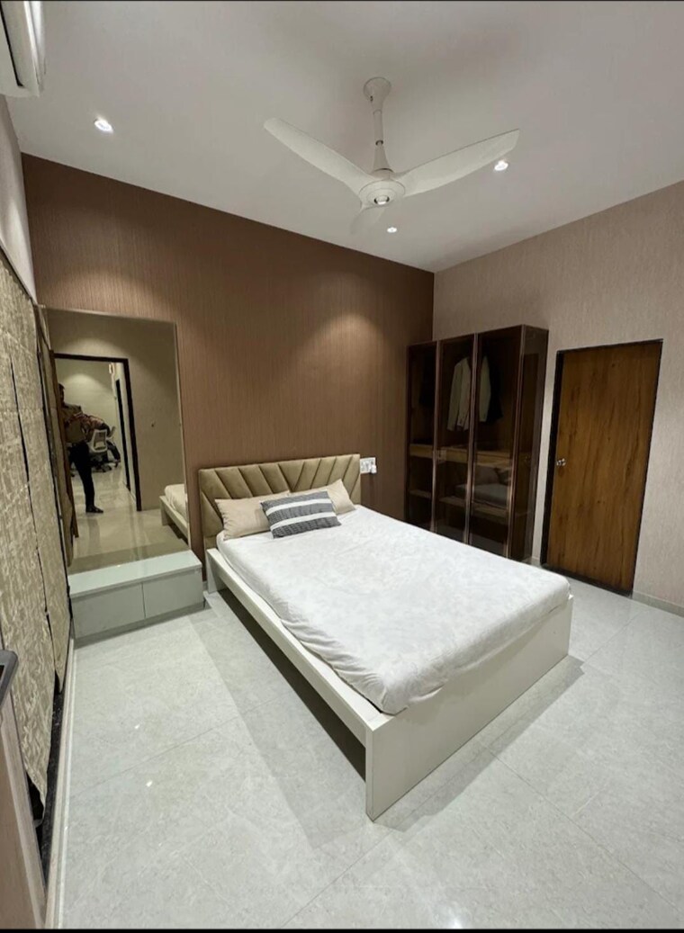 Bedroom, shreeji-solitaire-kandivali 3 Bedroom 813 Sq.Ft. Apartment In Kandivali West Mumbai 9463518