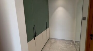 Room in 4 BHK Apartment at DSR W, Kondapur – for Rent