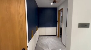 Room in 4 BHK Apartment at DSR W, Kondapur – for Rent